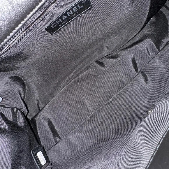 Authentic Chanel Chain All Around Flap in Black - Picture 8 of 8